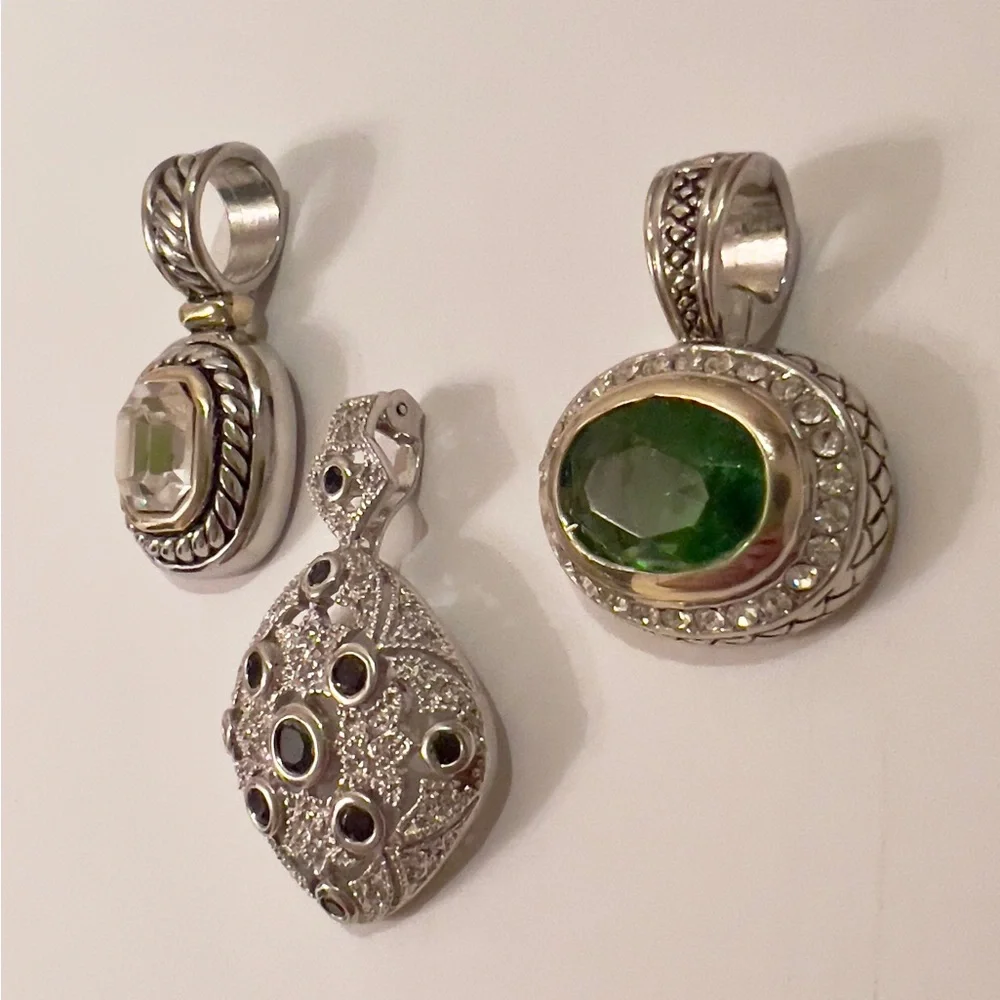 Lovely Pendant Bundle 🌼 - Picture 3 of 6